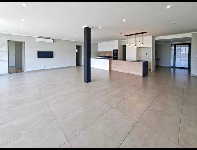 3 BEDROOM PROPERTY TO RENT IN MIDSTREAM ESTATE
